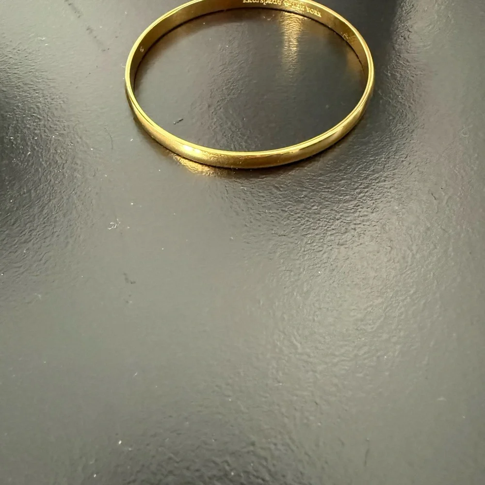 Kate Spade  NWOT Heart Of Gold Idiom Bangle - Picture 8 of 10